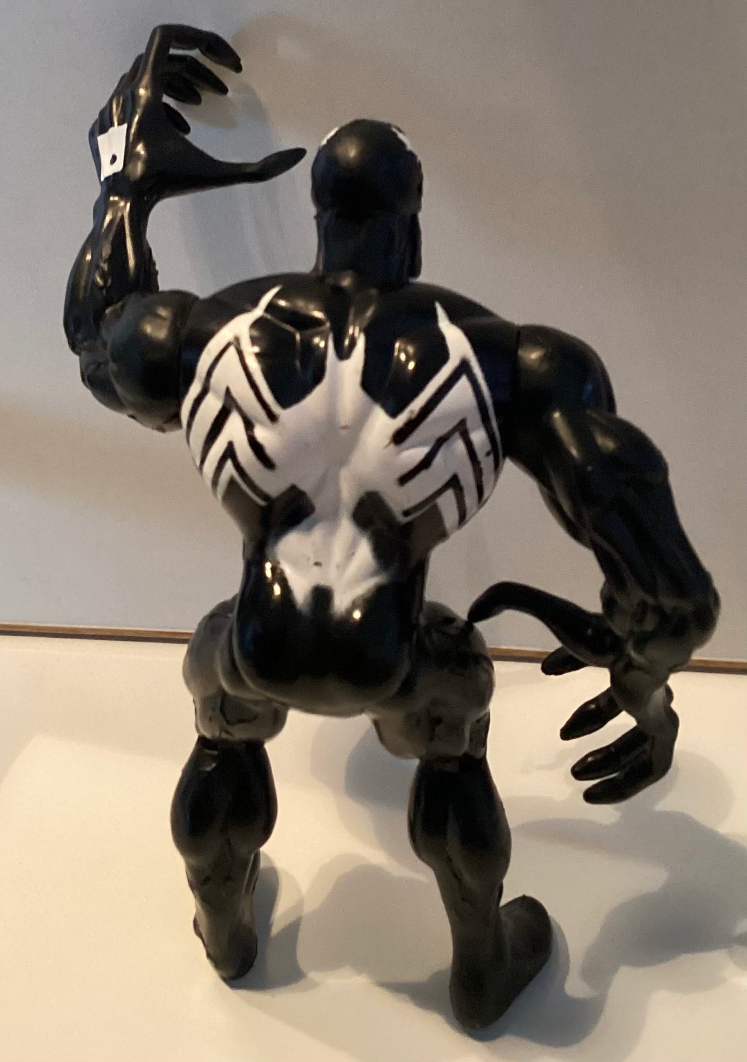 1997 Big Hands Venom Toy Biz